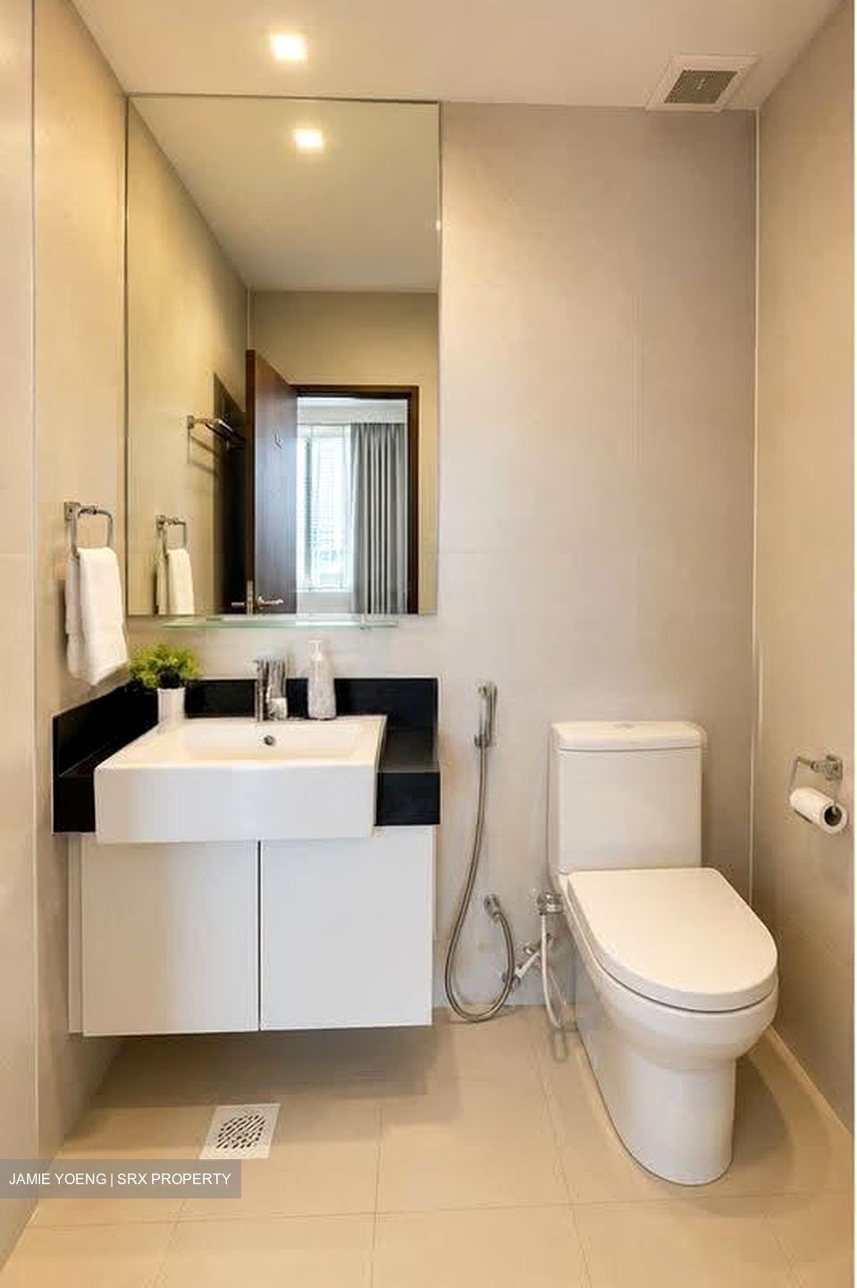 Orchard Tower Rear Block Apartment (D9), Apartment #624560191
